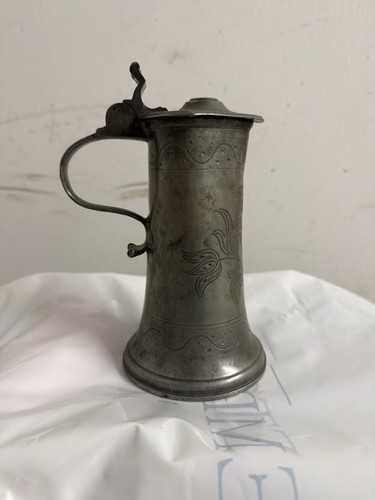 Stitze gravierth - 17, cm.