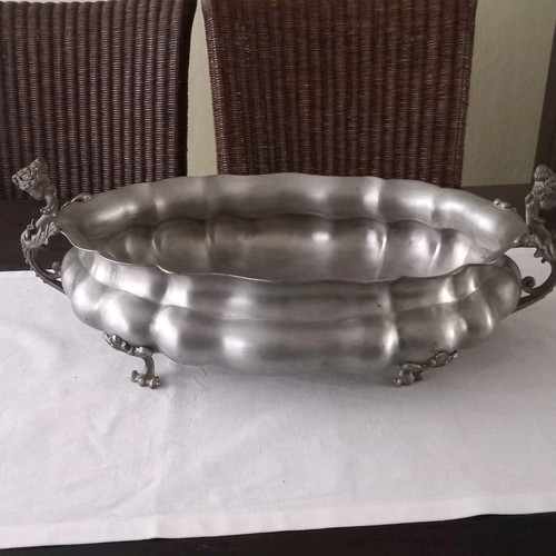 Ovale zinnschale mit - ovale,